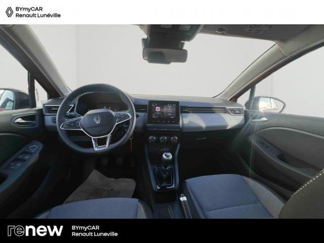 Renault Clio image 6