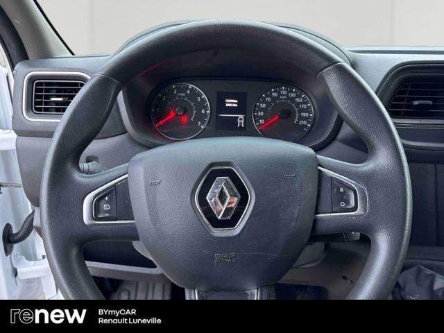 Renault Master image 9