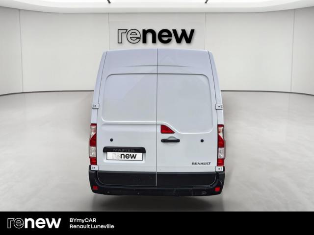 Renault Master image 1