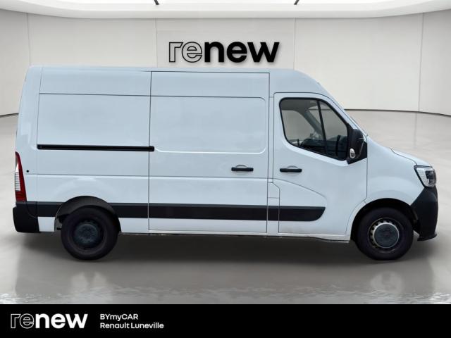 Renault Master image 8