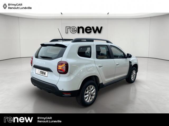 Dacia Duster image 9
