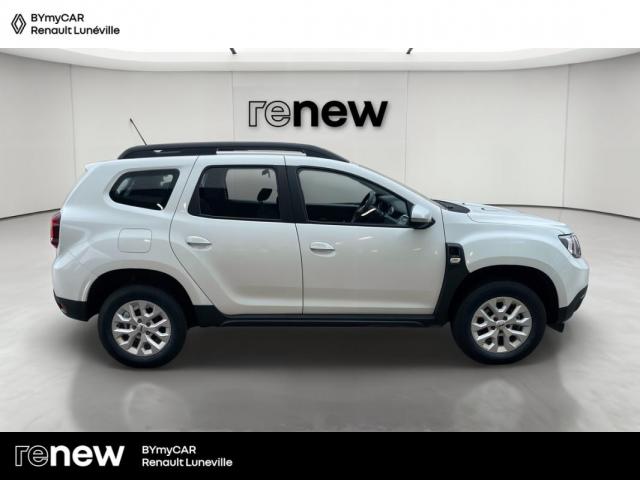 Dacia Duster image 1