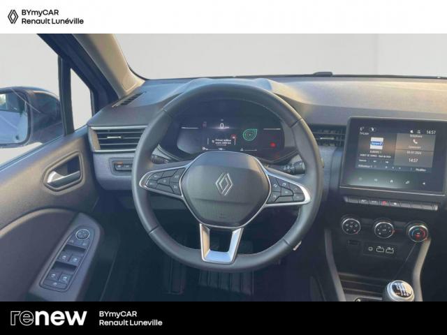 Renault Clio image 7