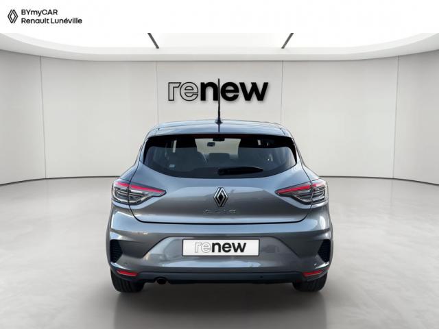 Renault Clio image 6