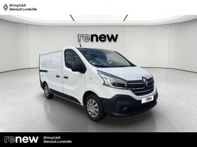 Renault Trafic image 1