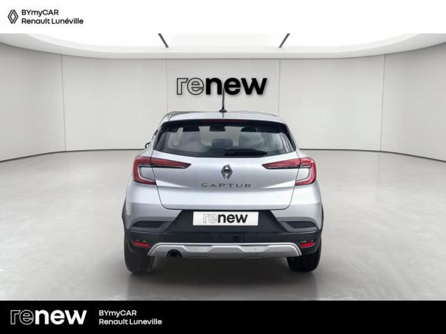 Renault Captur image 6