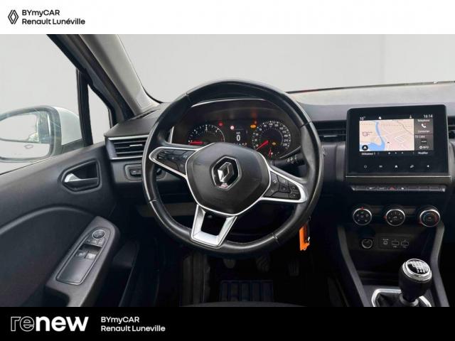 Renault Clio image 2