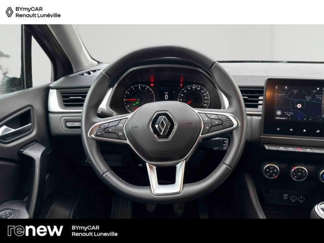Renault Captur image 2