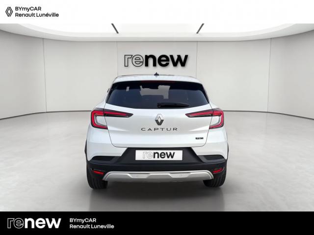 Renault Captur image 9