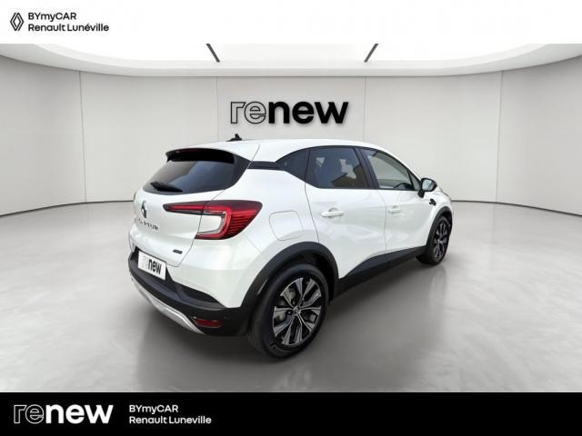 Renault Captur image 3
