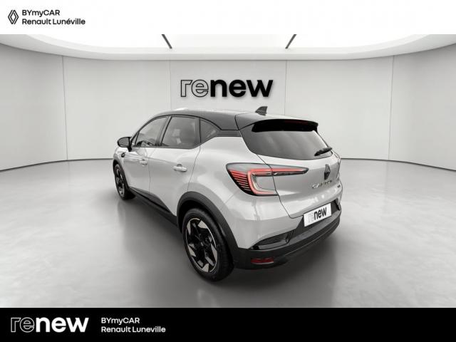 Renault Captur image 9