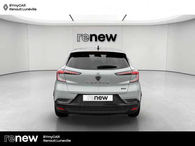 Renault Captur image 6