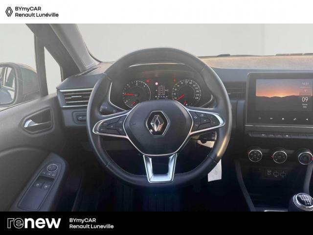 Renault Clio image 2