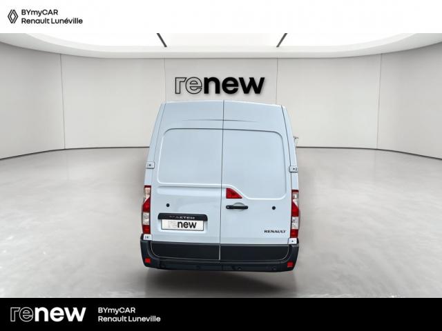Renault Master image 9
