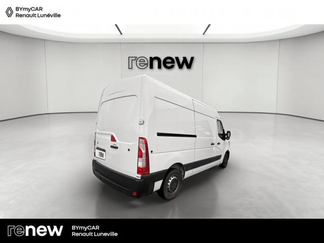 Renault Master image 2