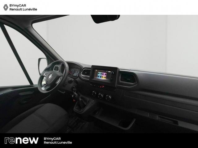 Renault Master image 7