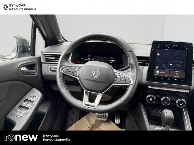 Renault Clio image 6