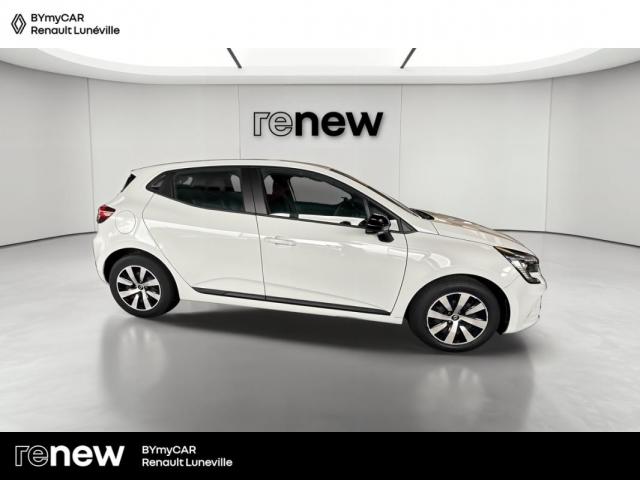 Renault Clio image 6