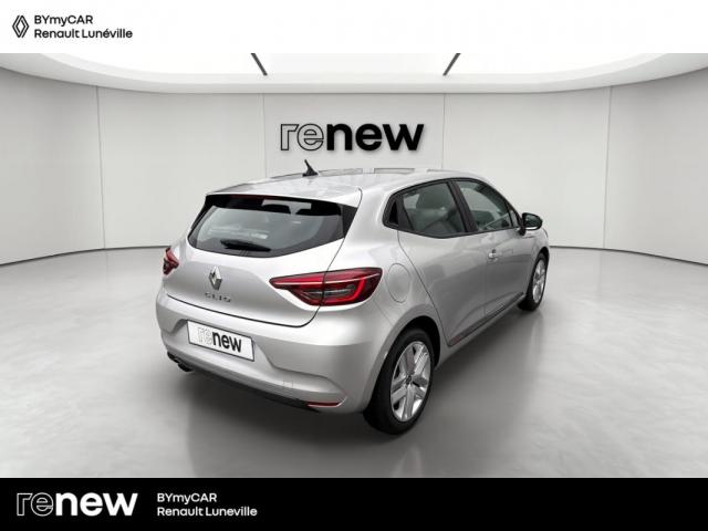 Renault Clio image 9
