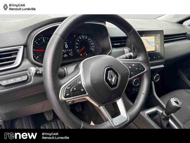 Renault Clio image 9