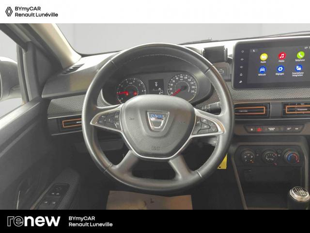 Dacia Sandero image 8
