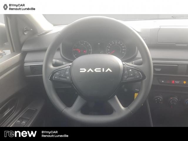 Dacia Sandero image 3