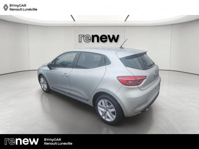 Renault Clio image 6