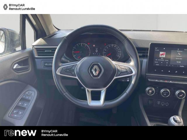 Renault Clio image 6