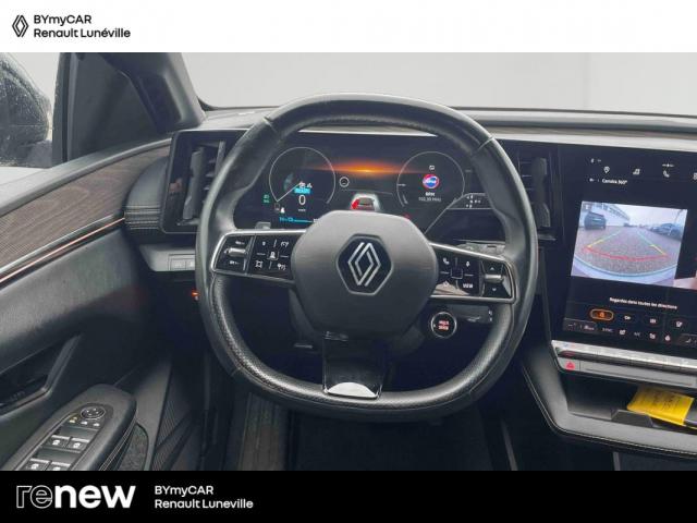 Renault Mégane E-Tech image 1