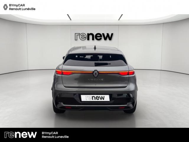 Renault Mégane E-Tech image 9