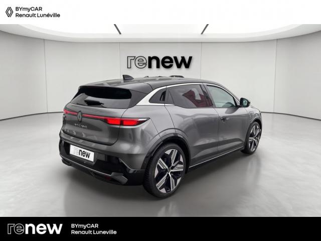 Renault Mégane E-Tech image 2