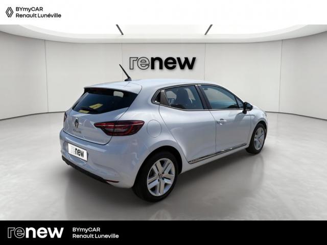 Renault Clio image 8