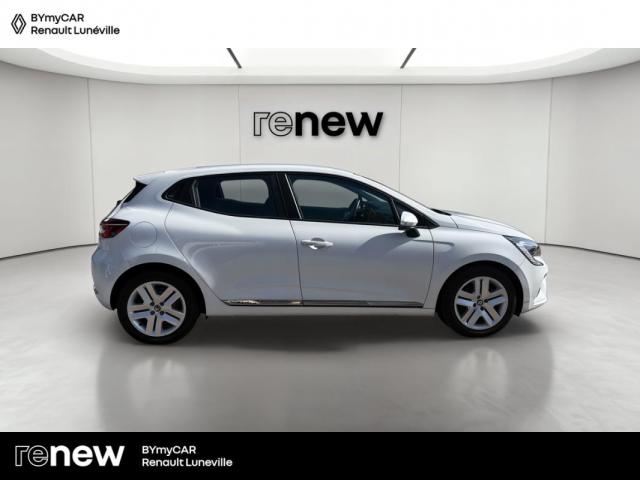 Renault Clio image 9