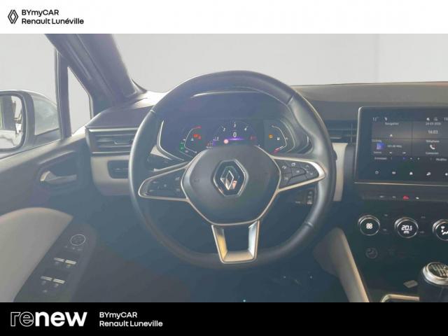 Renault Clio image 1