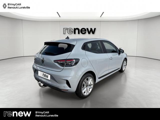 Renault Clio image 2