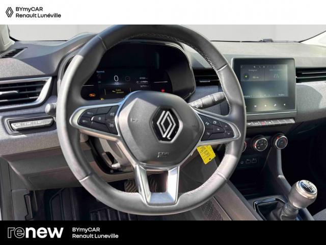 Renault Clio image 6