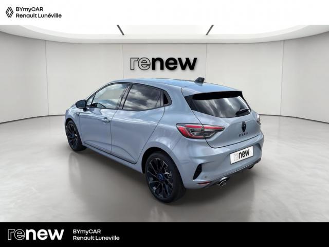 Renault Clio image 2