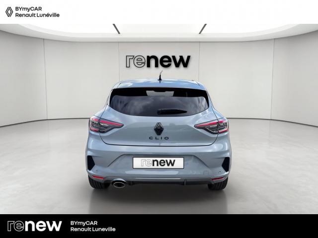 Renault Clio image 8