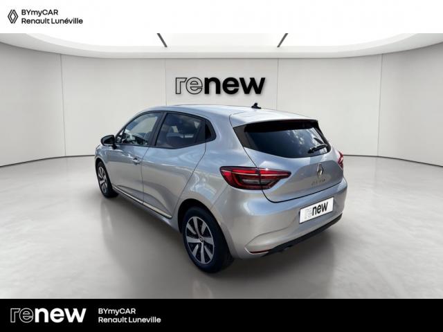 Renault Clio image 8