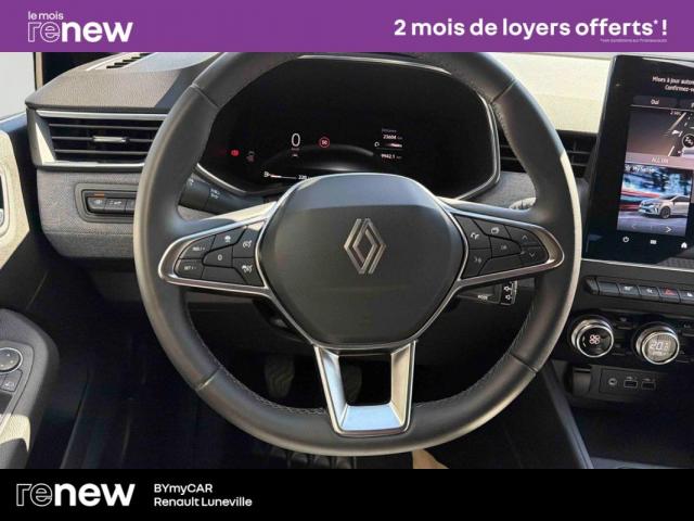 Renault Clio image 9