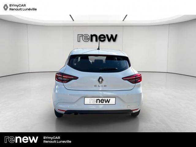Renault Clio image 6