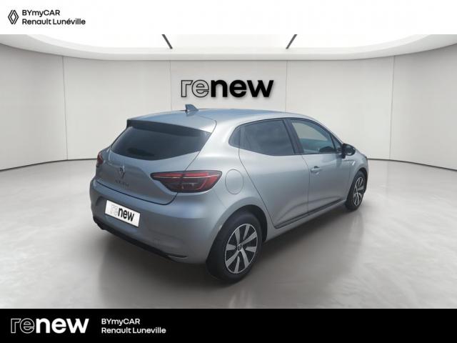Renault Clio image 8