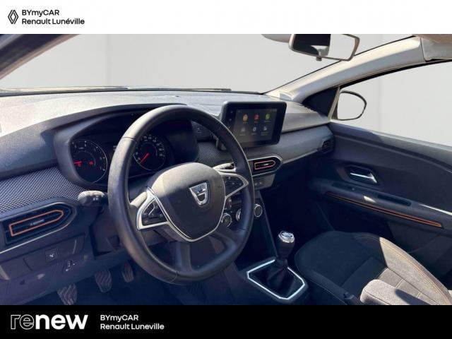 Dacia Sandero image 4