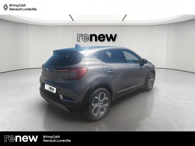 Renault Captur image 9