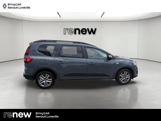 Dacia Jogger image 1