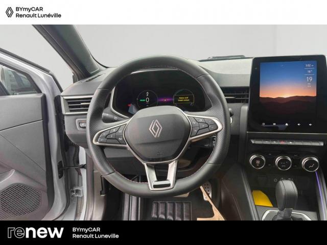 Renault Clio image 2