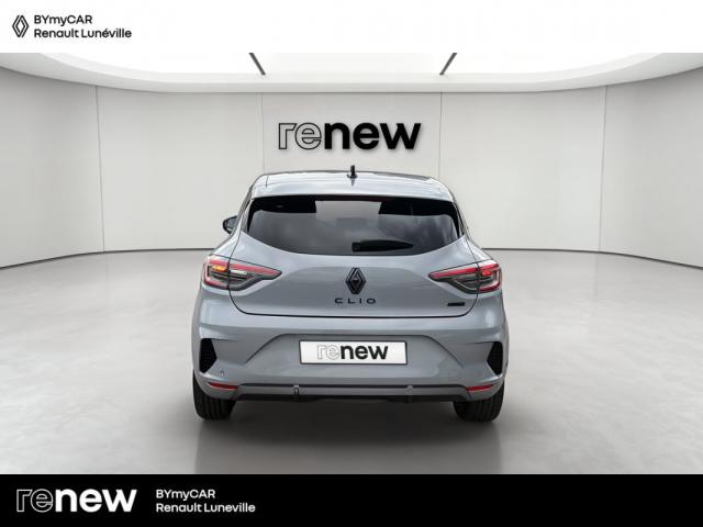 Renault Clio image 6