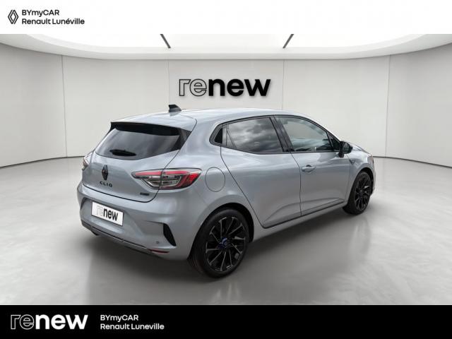 Renault Clio image 8