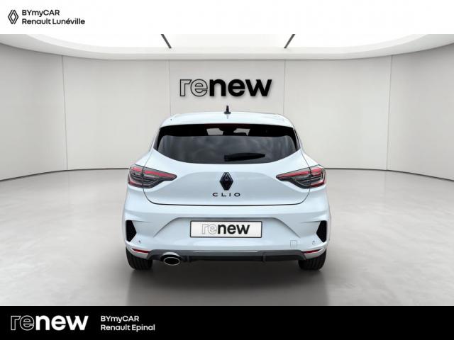 Renault Clio image 2