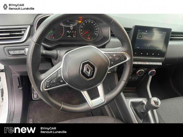 Renault Clio image 9